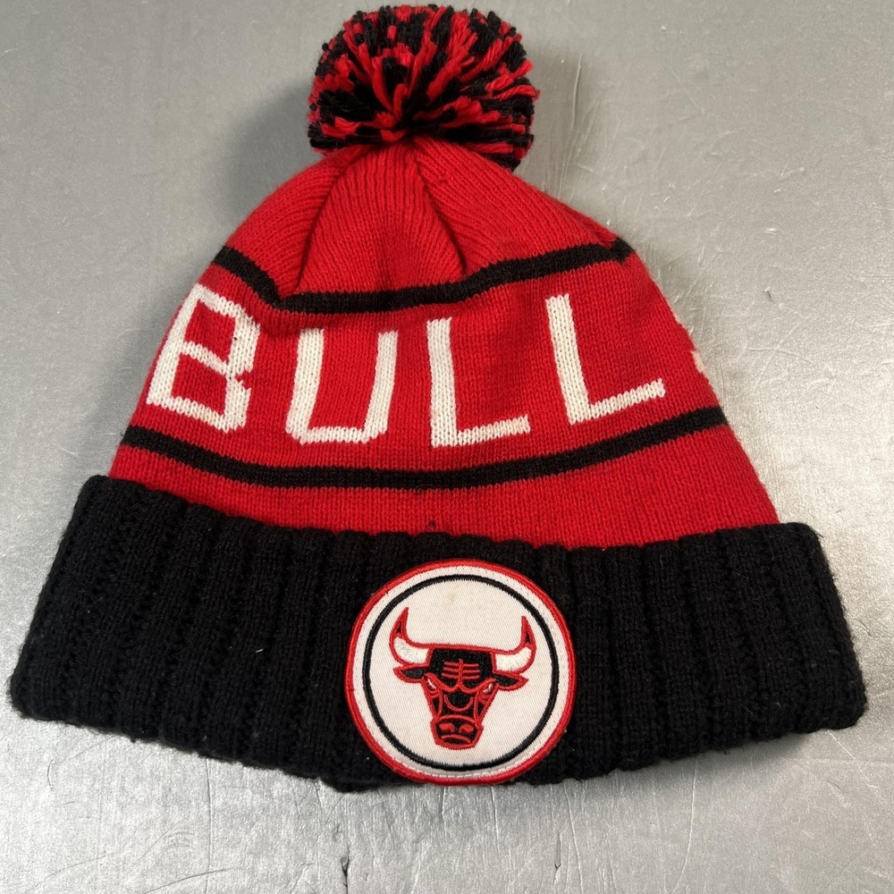Chicago Bulls Hat Beanie Mens Red Black‎ NBA Basketball Pom Knit Cuffed Winter